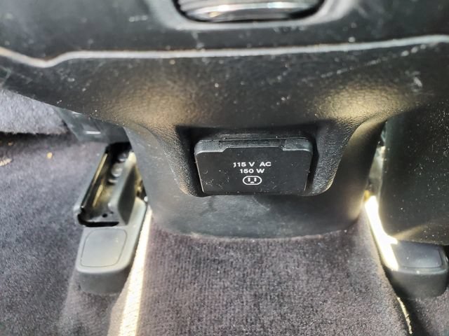 Used 2018 Jeep Cherokee Latitude Plus w/ Comfort/Convenience Group AWD/4WD image 14
