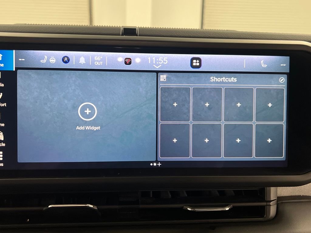 Used 2025 Jeep Wrangler Sahara 4xe image 48