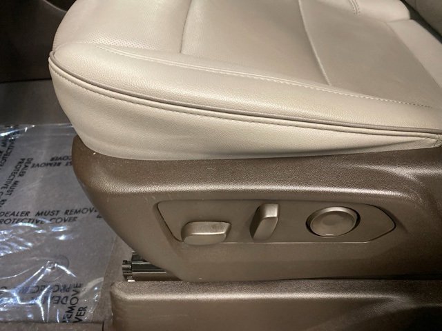 Certified 2024 GMC Yukon XL SLT image 29