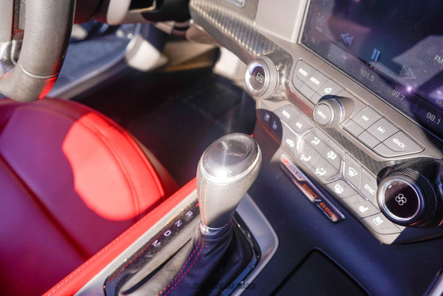 Used 2015 Chevrolet Corvette Z06 w/ 3LZ Preferred Equipment Group image 59