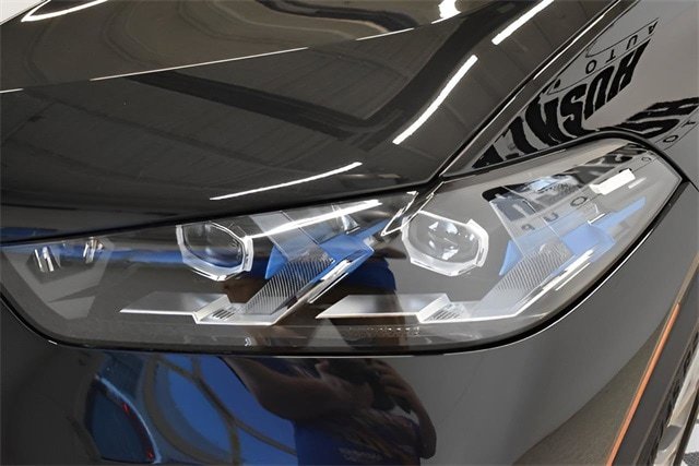 New 2026 BMW X5 xDrive50e w/ Premium Package image 17