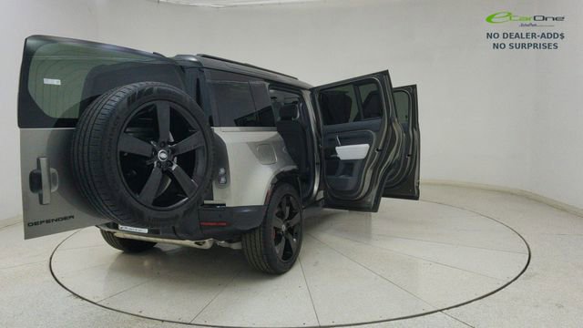 Used 2025 Land Rover Defender 110 X image 79