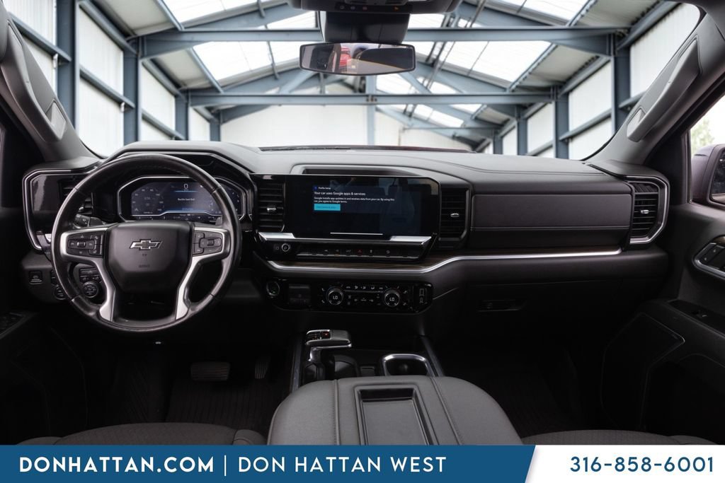 Used 2022 Chevrolet Silverado 1500 RST w/ Z71 Off-Road Package AWD/4WD image 5