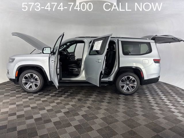 Used 2022 Jeep Wagoneer Series III w/ Convenience Group I image 11