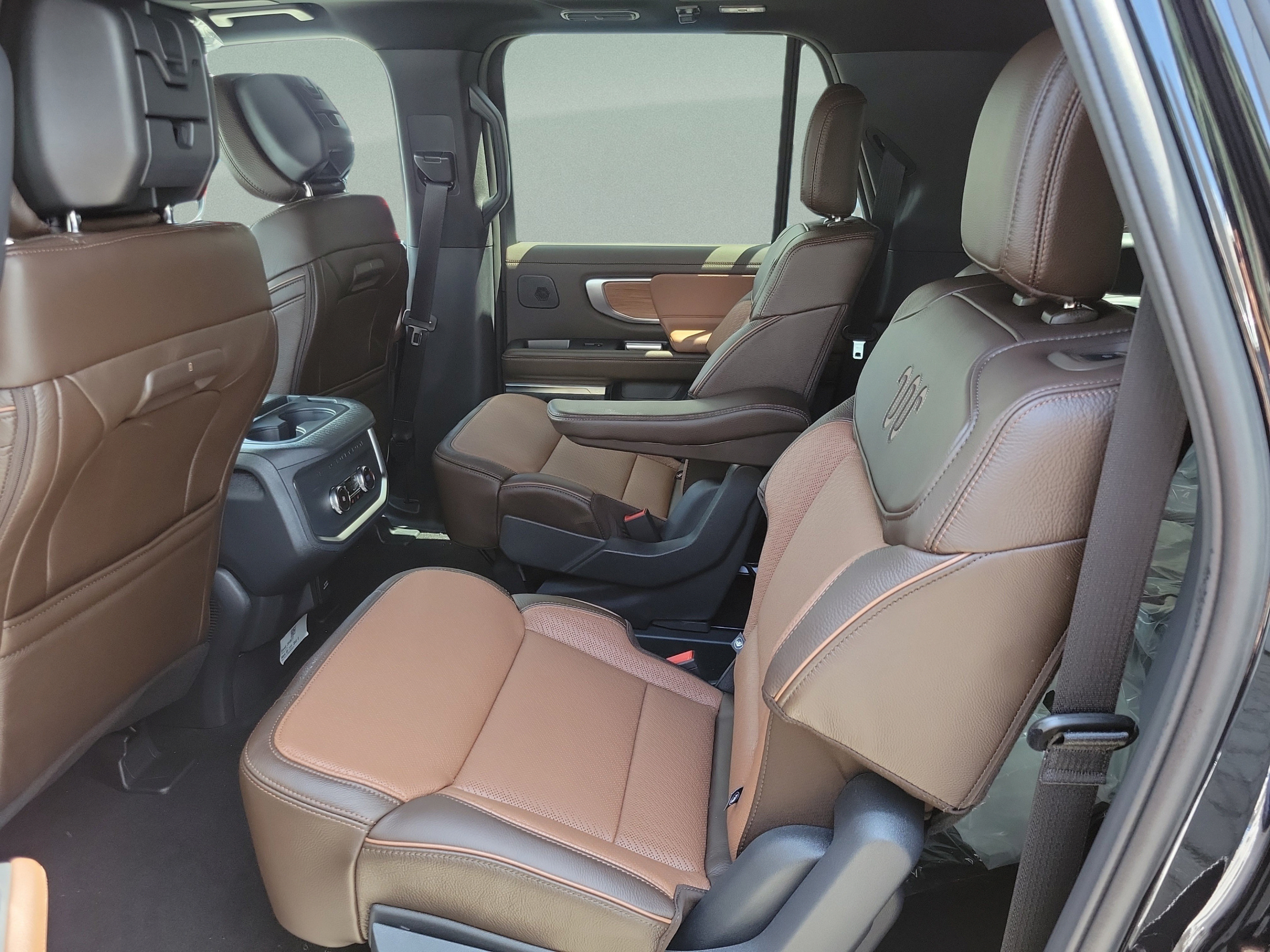New 2027 Ford Expedition Max King Ranch AWD/4WD image 9
