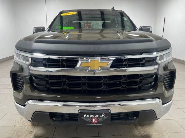 Used 2023 Chevrolet Silverado 1500 LT image 2