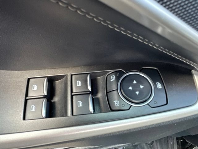 Used 2023 Ford Explorer XLT AWD/4WD image 18
