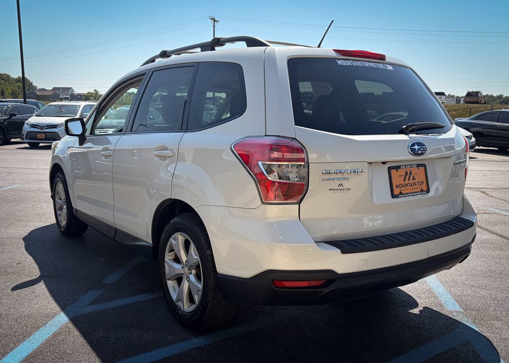 Used 2015 Subaru Forester 2.5i Premium w/ All-Weather Package AWD/4WD image 21