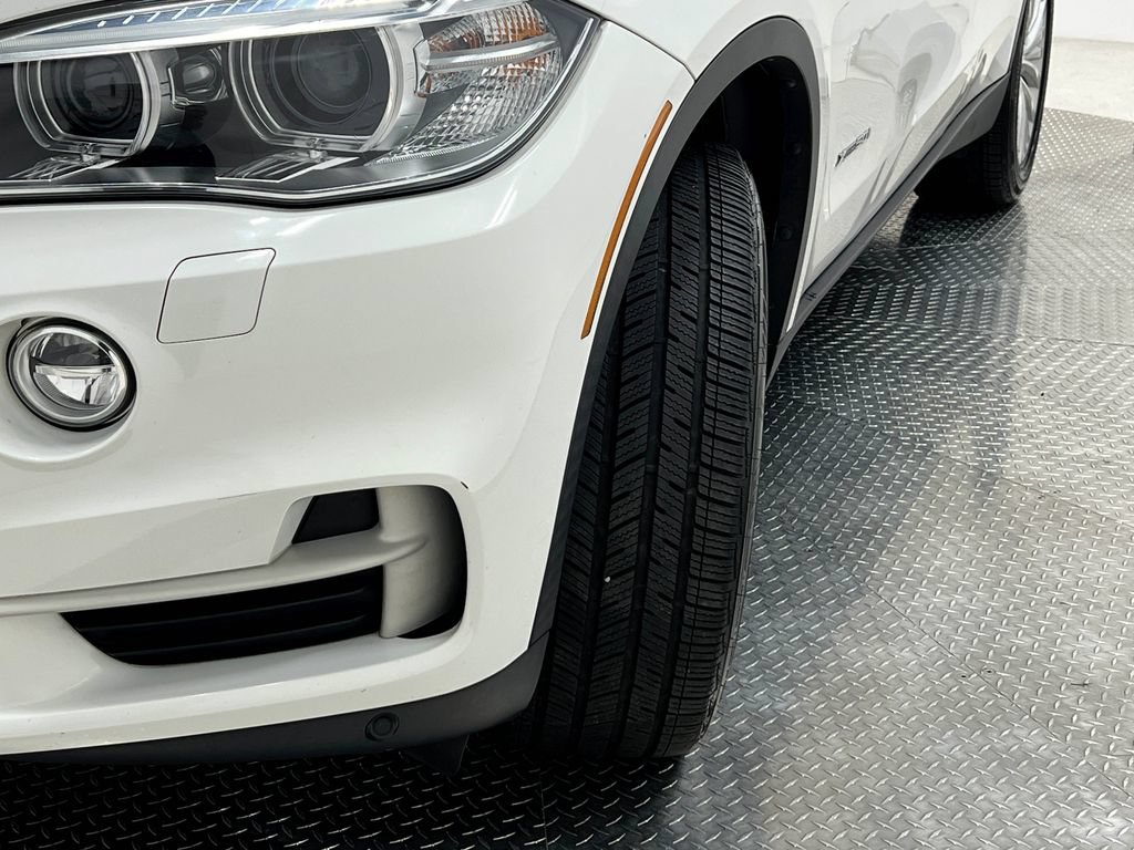 Used 2015 BMW X5 xDrive50i AWD/4WD image 42