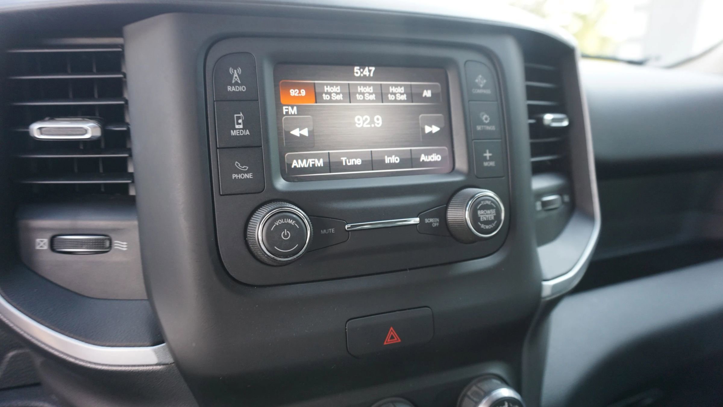 Used 2019 RAM 1500 Big Horn image 13