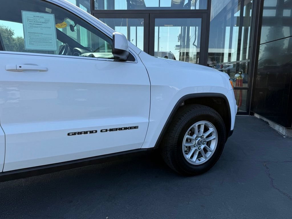 Used 2020 Jeep Grand Cherokee Laredo RWD image 14