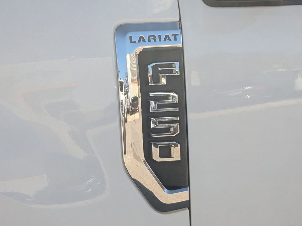 Used 2019 Ford F250 Lariat w/ Lariat Ultimate Package AWD/4WD image 10