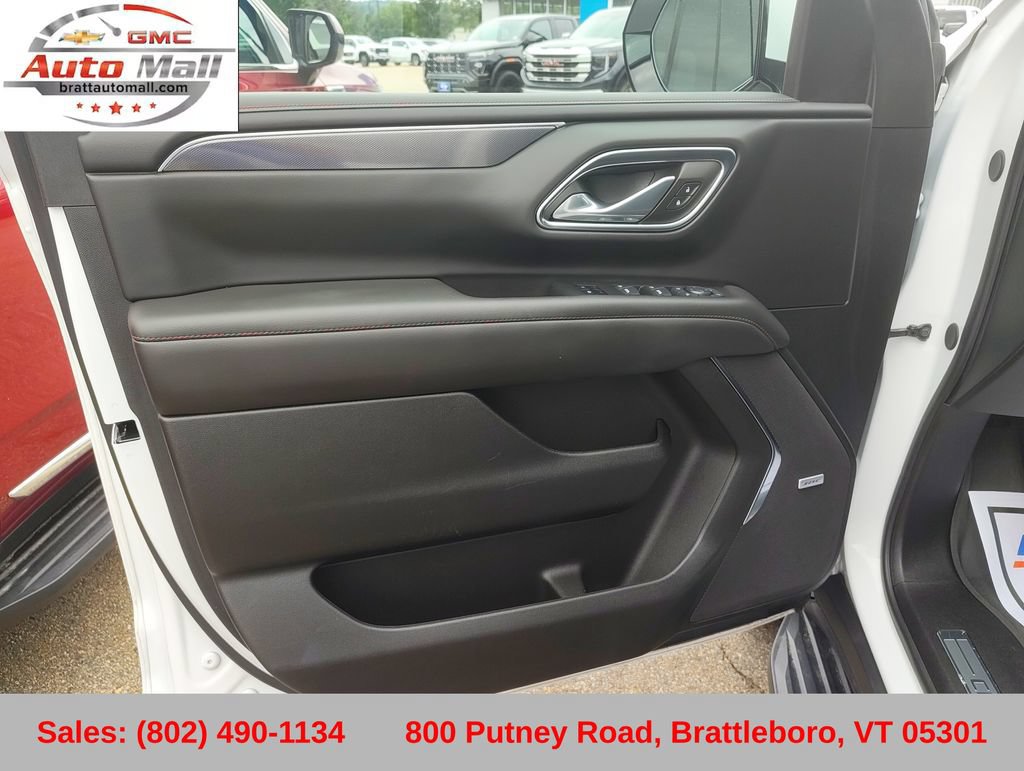 Certified 2024 Chevrolet Suburban RST w/ Luxury Package AWD/4WD image 10