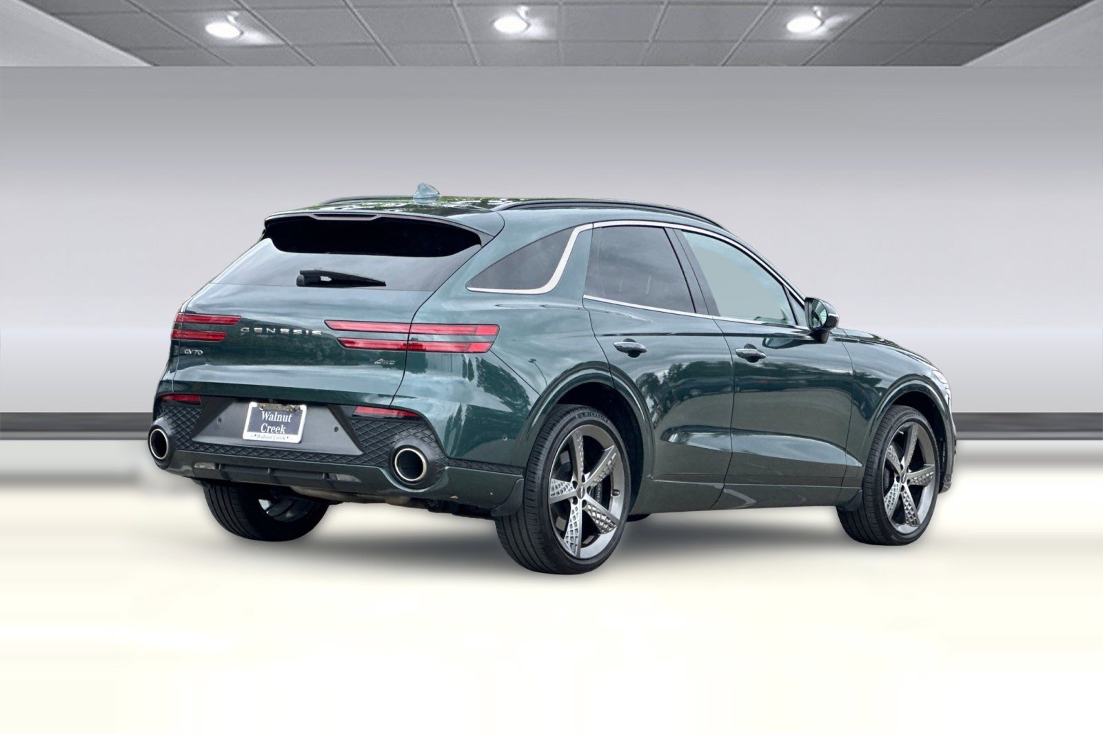 Used 2023 Genesis GV70 2.5T w/ Sport Prestige Package AWD/4WD image 8