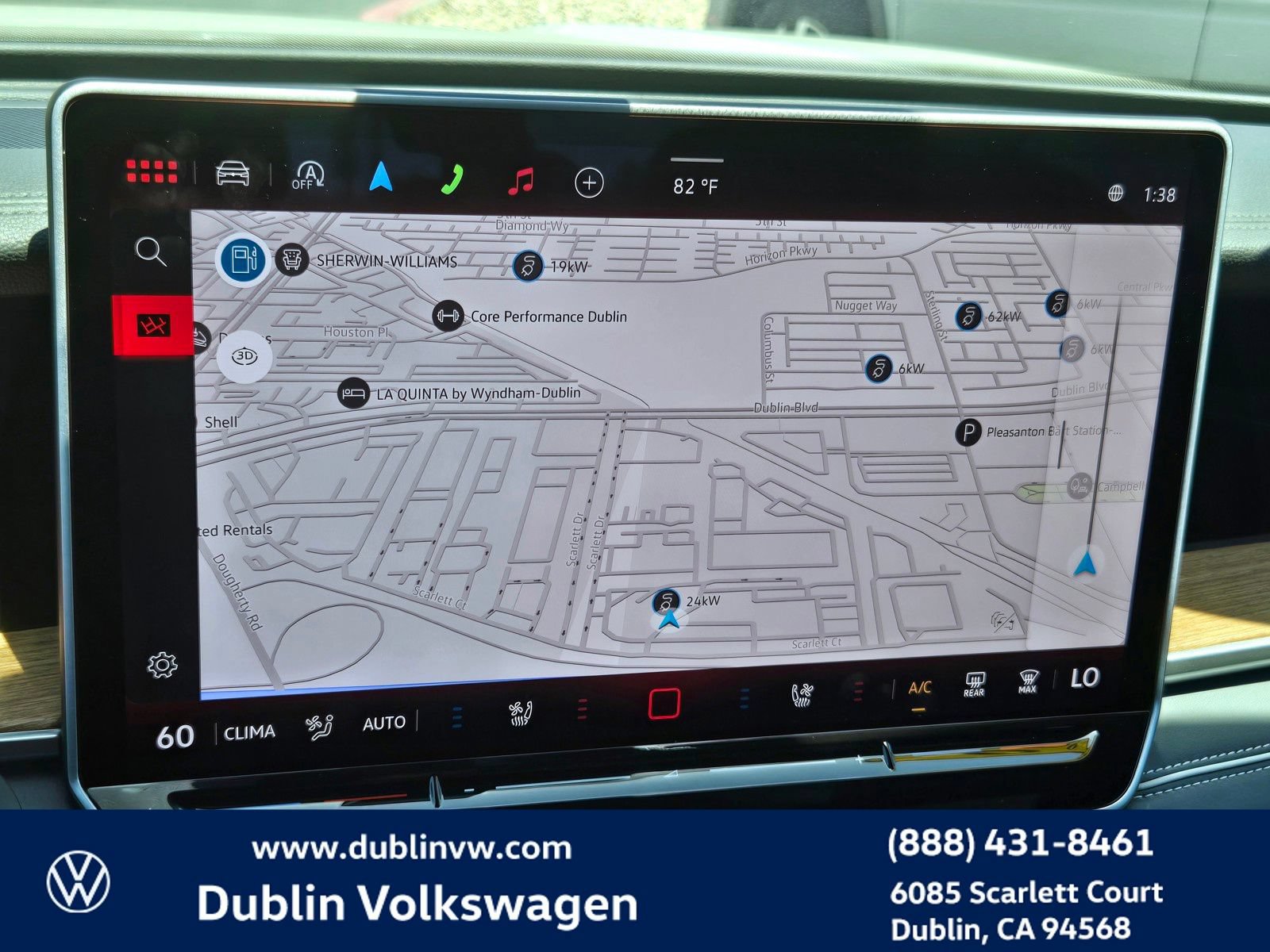 New 2026 Volkswagen Tiguan SEL R-Line AWD/4WD image 16