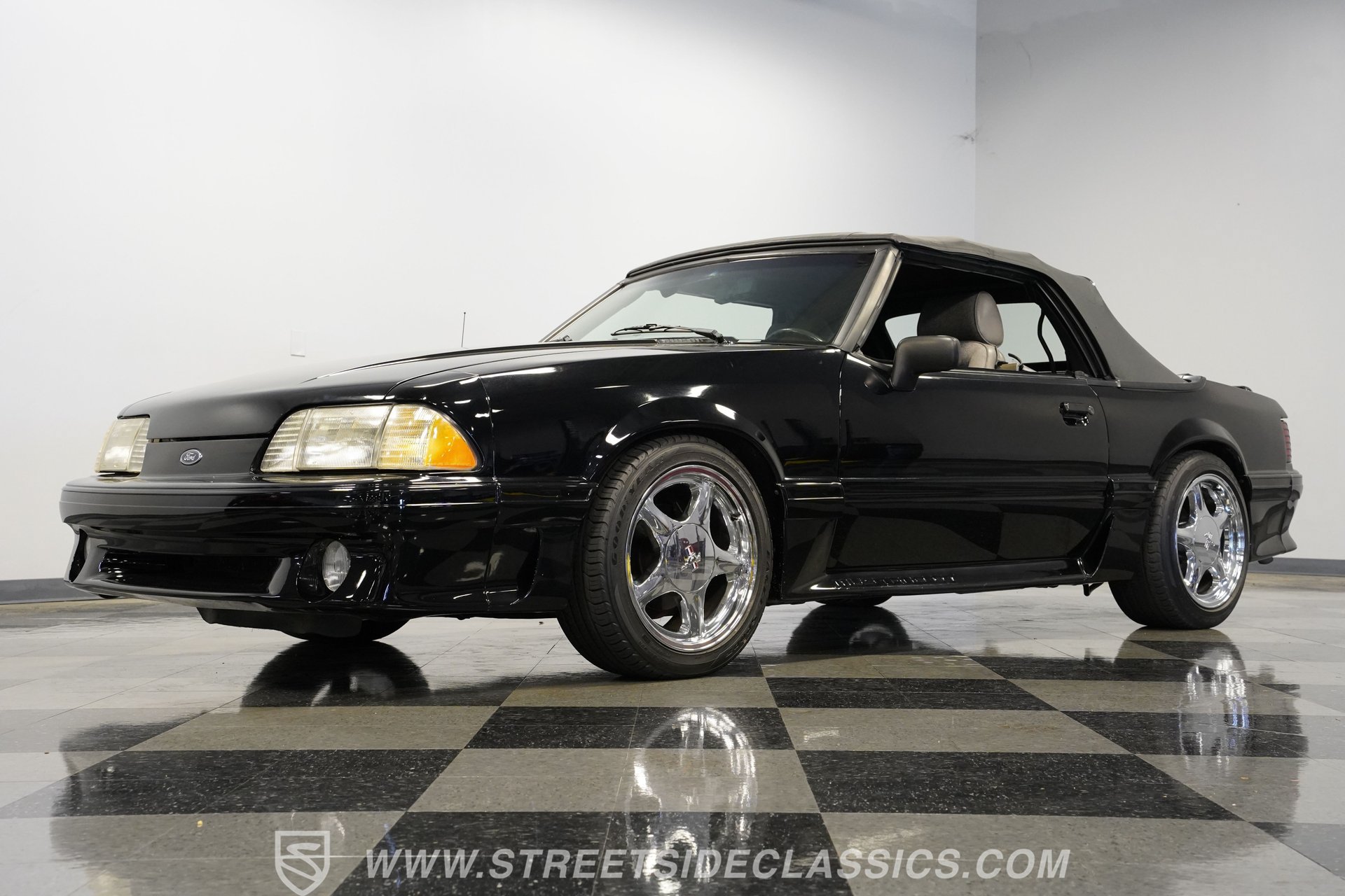 Used 1989 Ford Mustang GT RWD image 22
