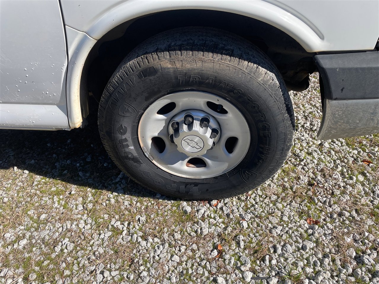 Used 2014 Chevrolet Express 2500 2500 Cargo image 32