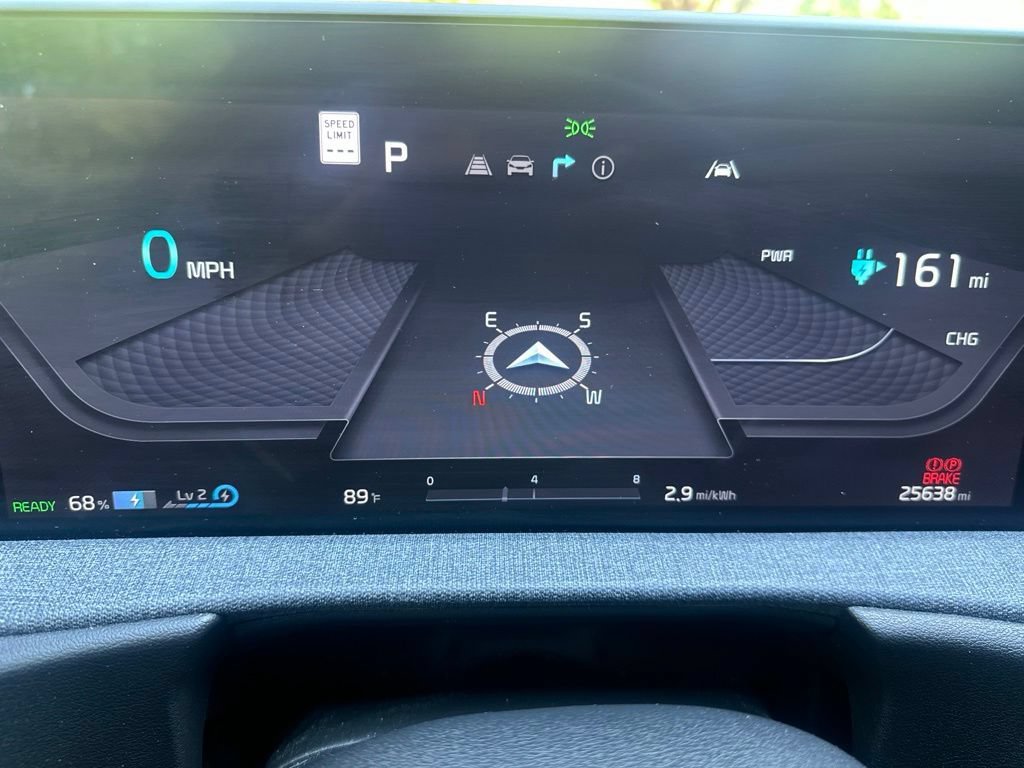 Used 2024 Kia EV6 Wind RWD image 10