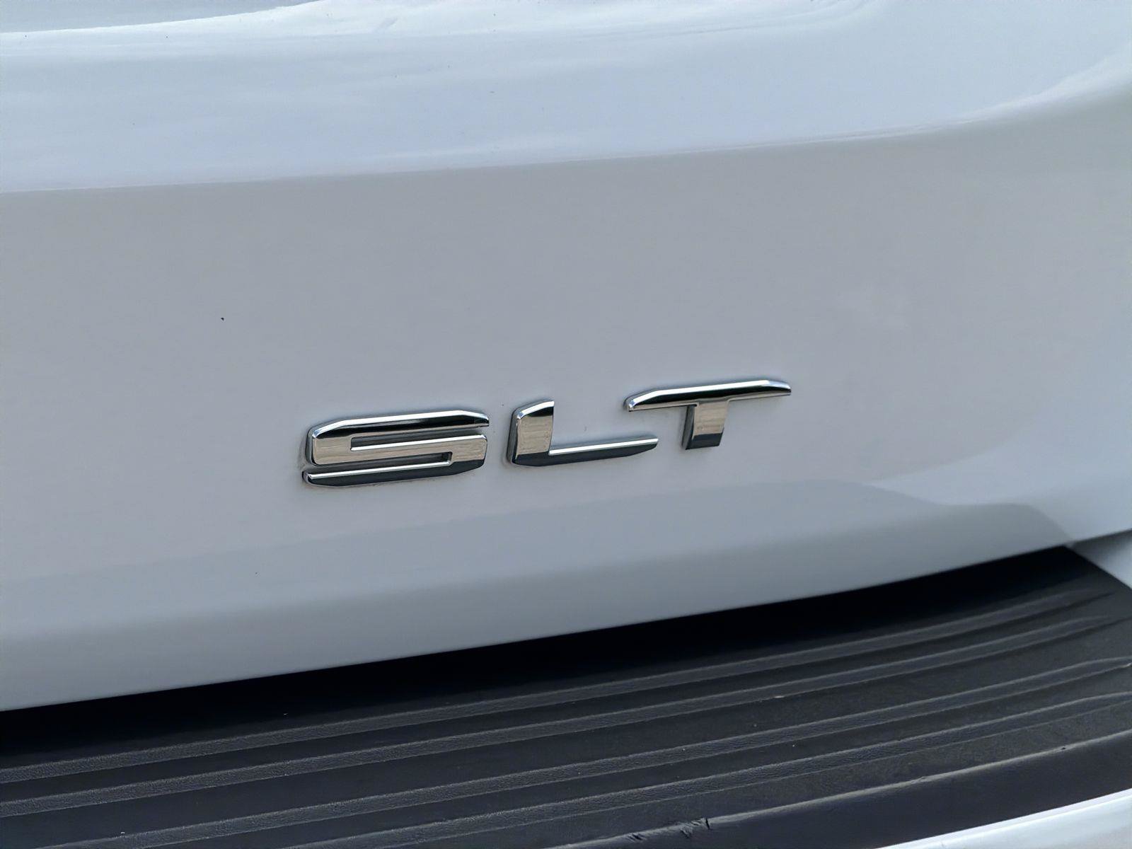 Used 2024 GMC Yukon SLT RWD image 31