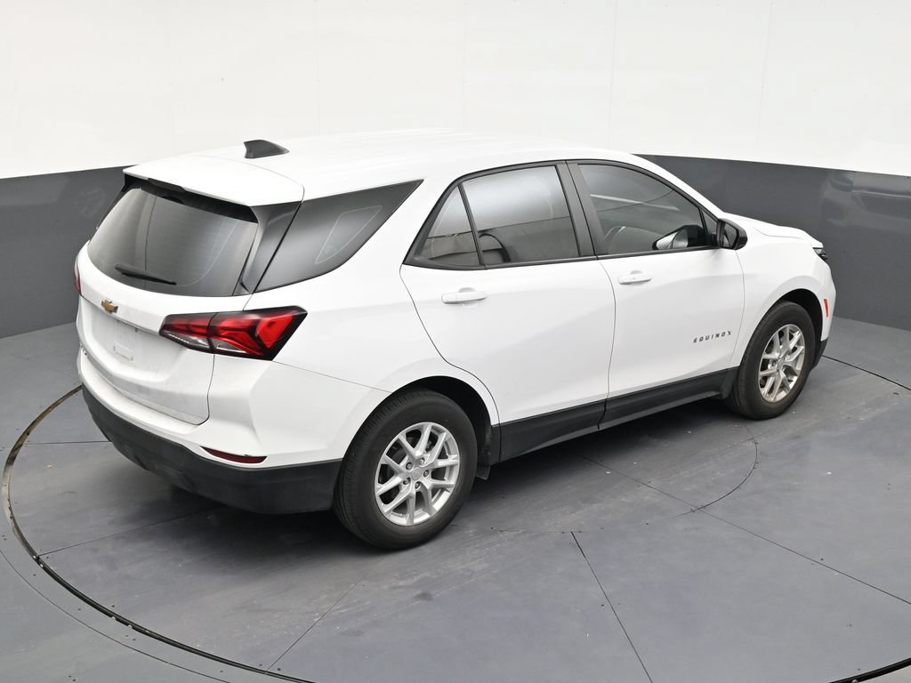 Used 2024 Chevrolet Equinox LS FWD image 15