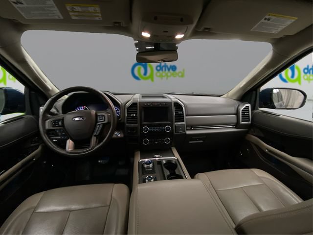 Used 2018 Ford Expedition Max XLT w/ Equipment Group 202A AWD/4WD image 27