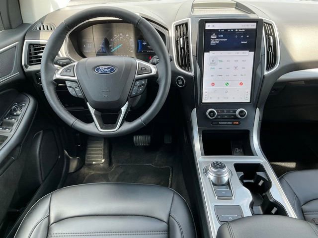 Used 2023 Ford Edge SEL w/ Convenience Package AWD/4WD image 16