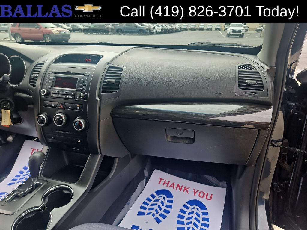 Used 2012 Kia Sorento LX w/ Convenience Pkg FWD image 29