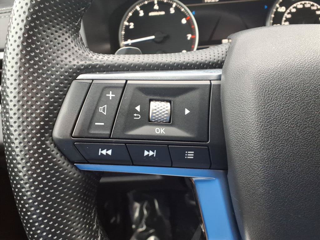 Used 2024 Mitsubishi Outlander AWD image 19
