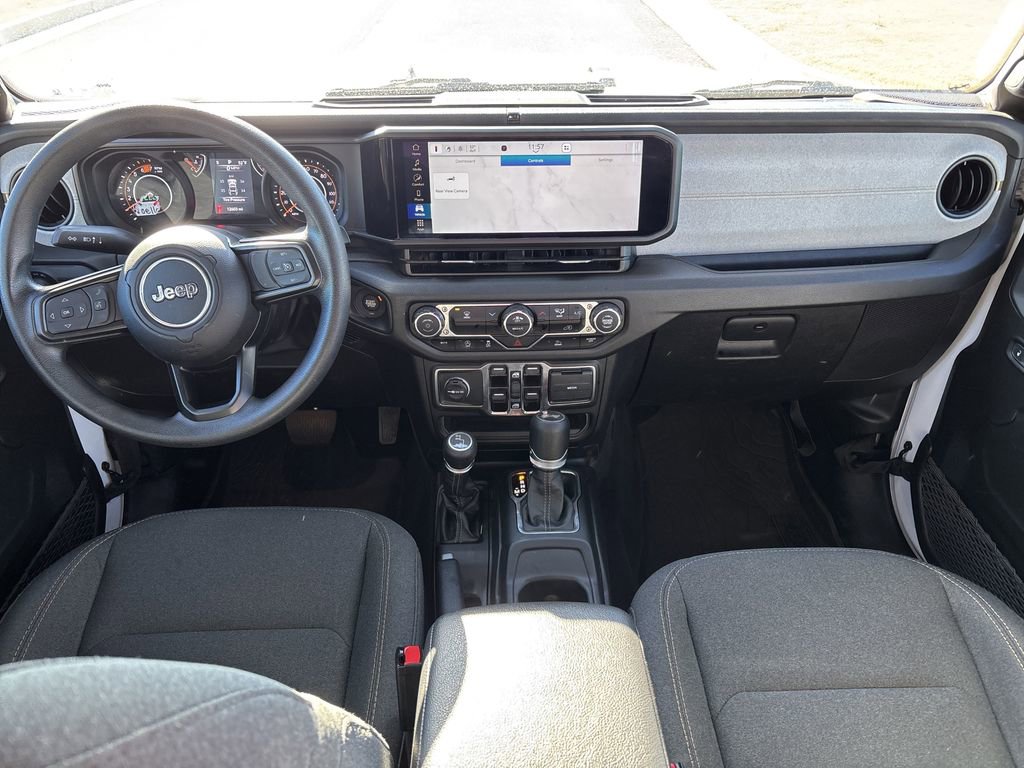 Used 2025 Jeep Wrangler Sport image 22