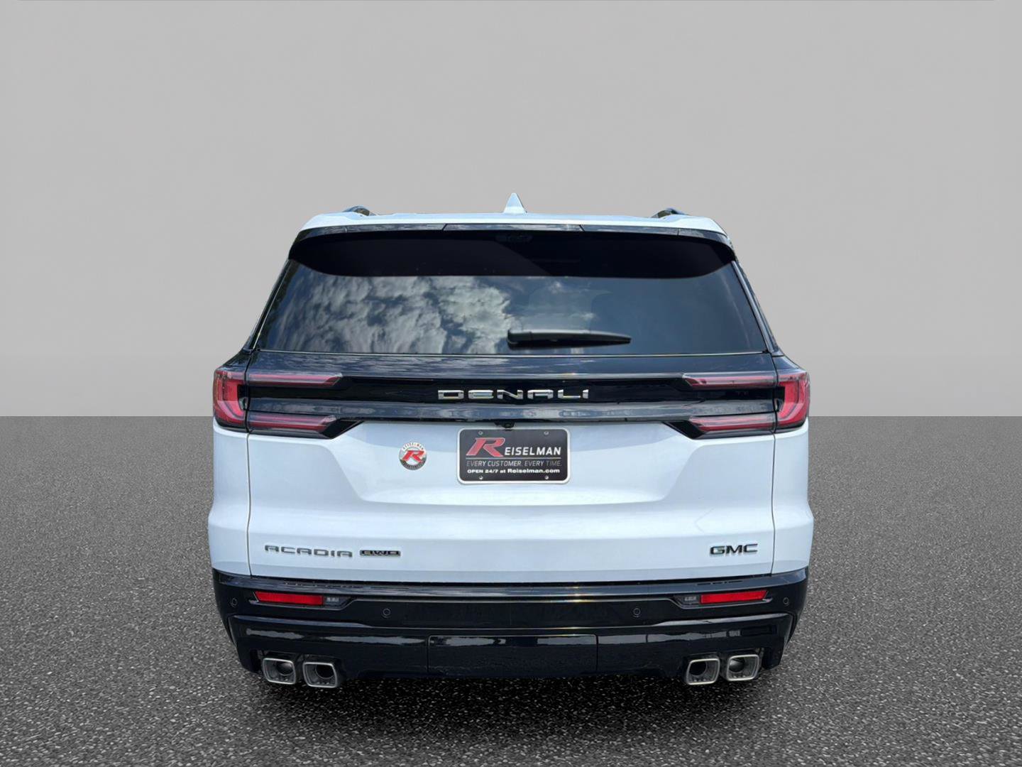 New 2027 GMC Acadia Denali Ultimate w/ LPO, Floor Liner Package AWD/4WD image 6