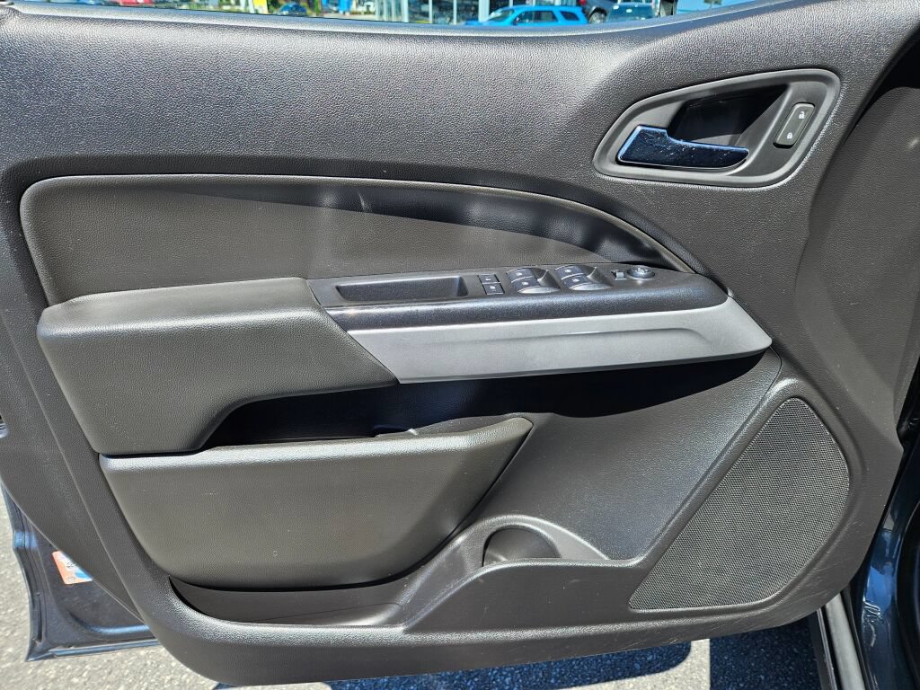 Used 2019 Chevrolet Colorado LT AWD/4WD image 18