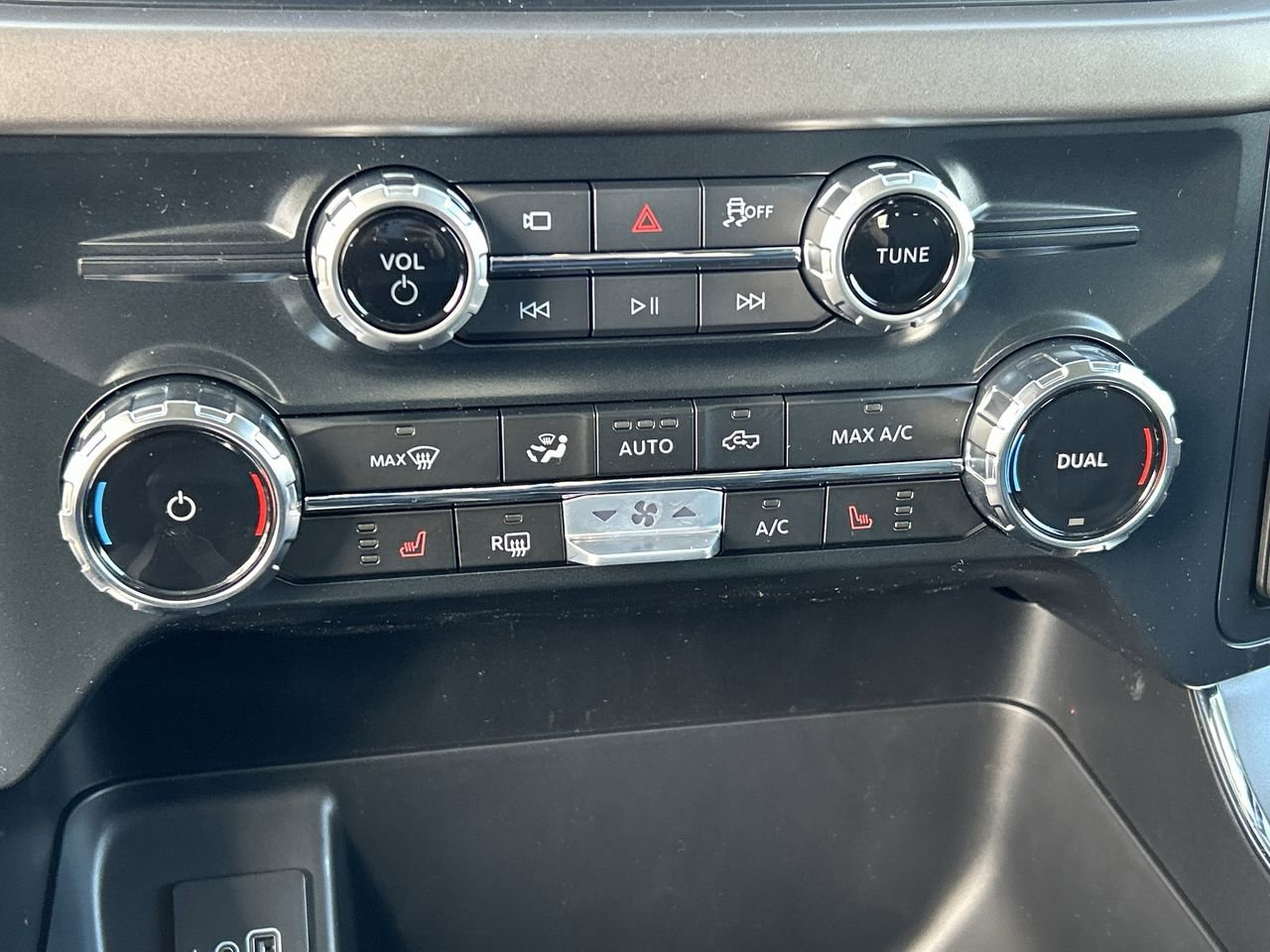 New 2025 Ford F150 XLT w/ Equipment Group 302A MID image 55