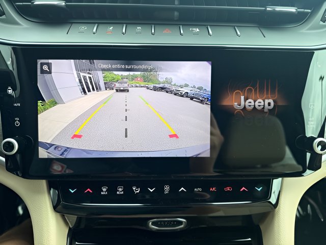New 2026 Jeep Grand Cherokee L Limited AWD/4WD image 21