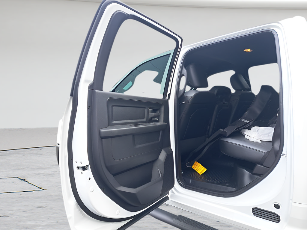 New 2026 RAM 3500 Tradesman AWD/4WD image 11