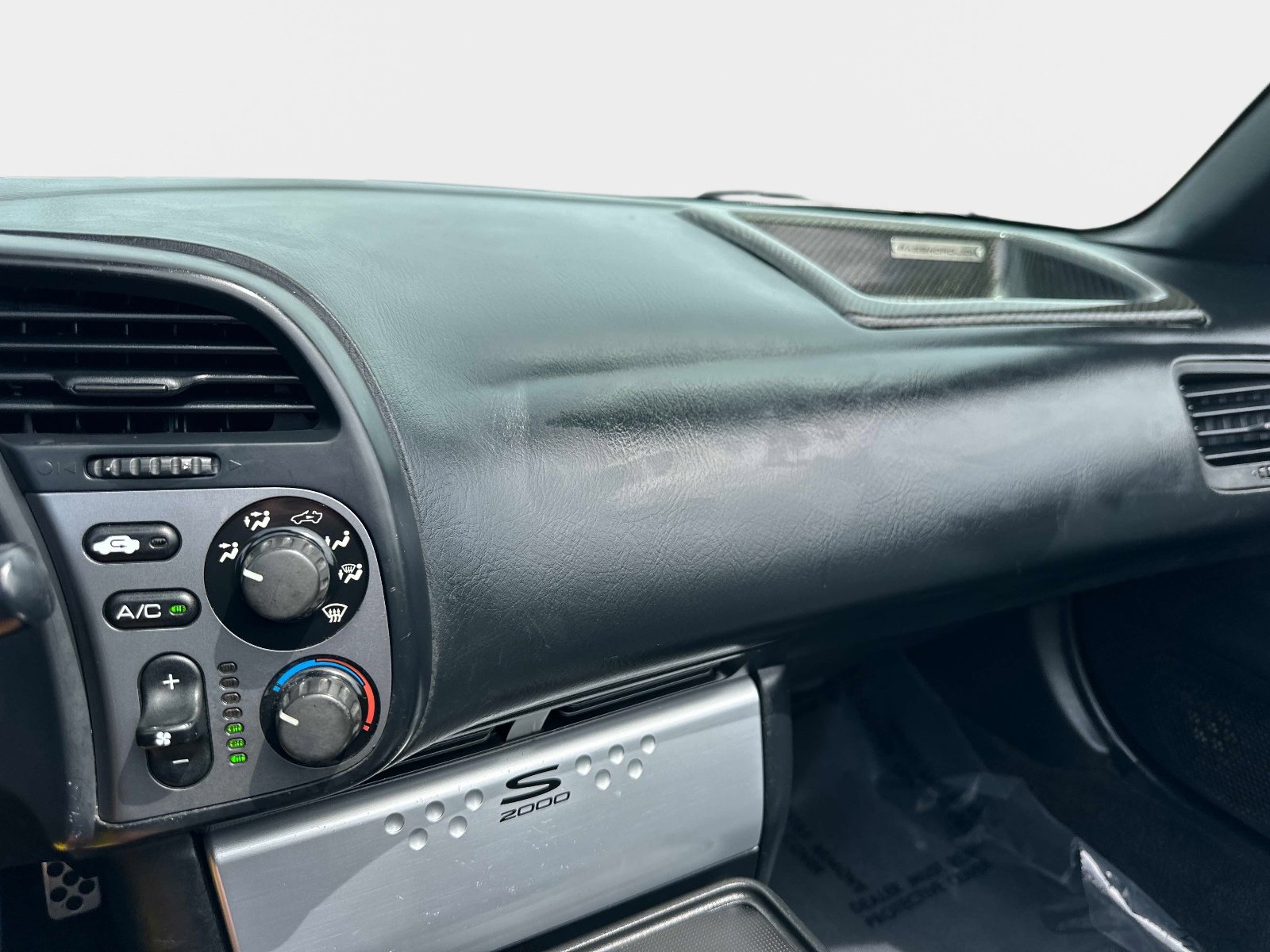 Used 2004 Honda S2000 image 18