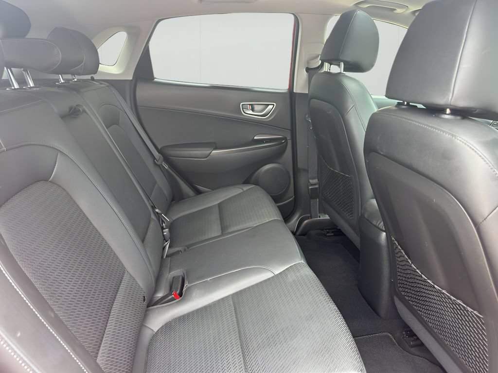 Used 2021 Hyundai Kona Limited w/ Cargo Package FWD image 17