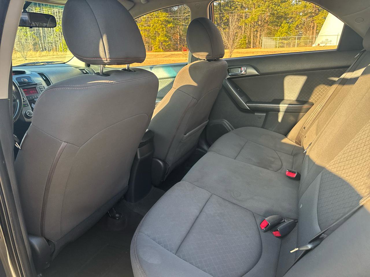 Used 2013 Kia Forte SX image 17