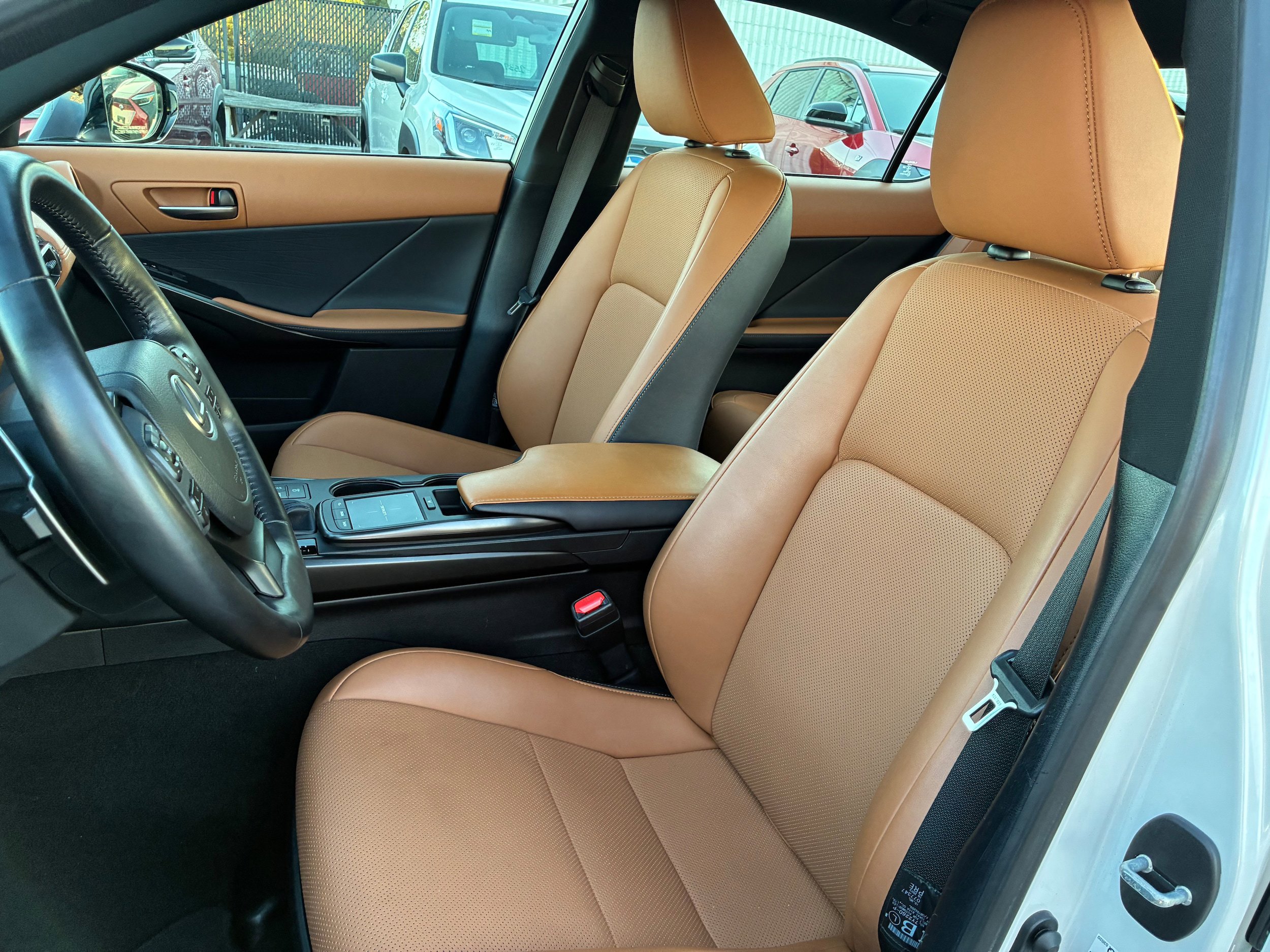 Used 2023 Lexus IS 300 AWD w/ Premium Package image 4