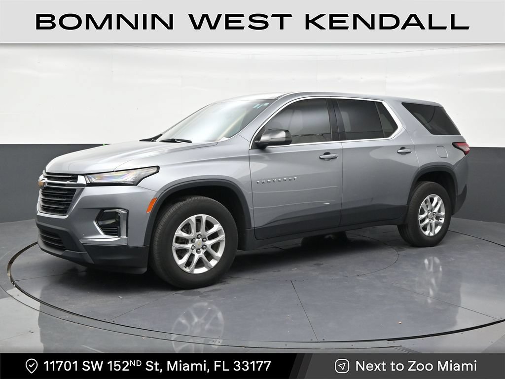 Used 2023 Chevrolet Traverse LS FWD image 1