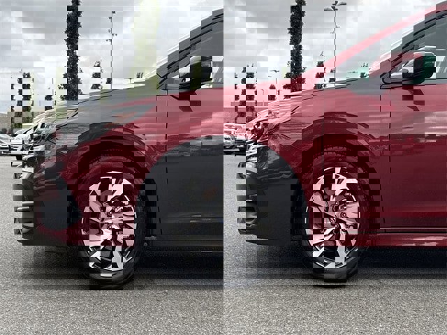 Certified 2025 Subaru Legacy Premium image 9