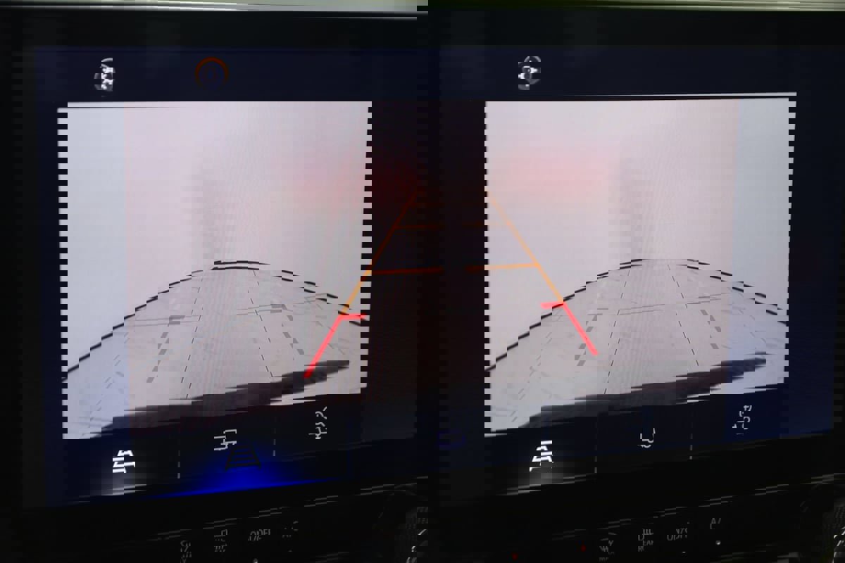 Used 2023 Chevrolet Colorado Z71 image 9