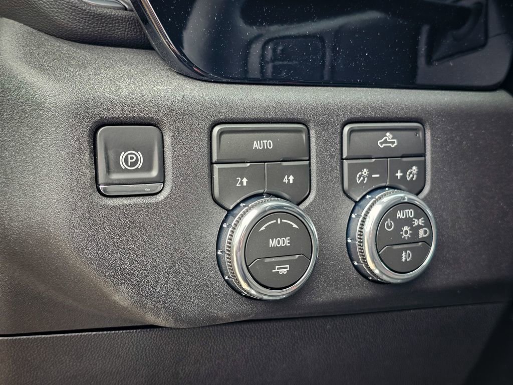 New 2026 GMC Sierra 1500 Elevation image 13