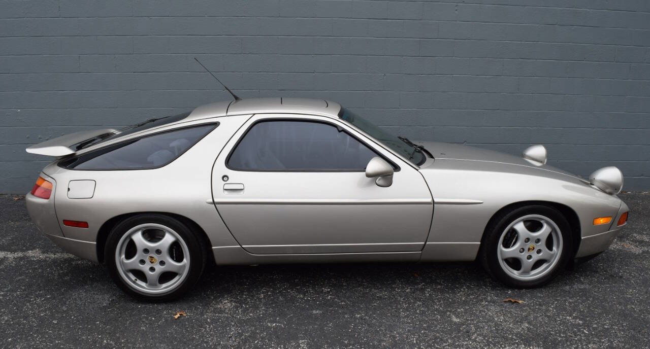 Used 1993 Porsche 928 GTS RWD image 23