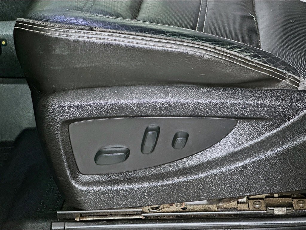 Used 2018 GMC Sierra 3500 Denali w/ Duramax Plus Package image 23