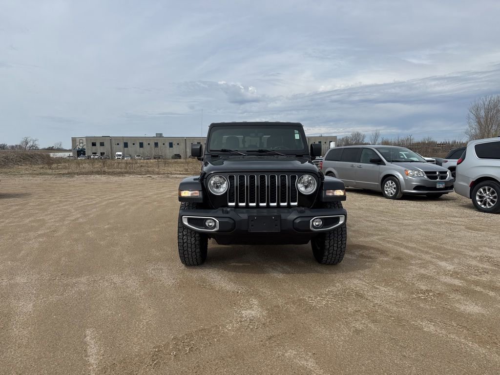 Used 2021 Jeep Gladiator Overland w/ Popular Equipment Package image 2