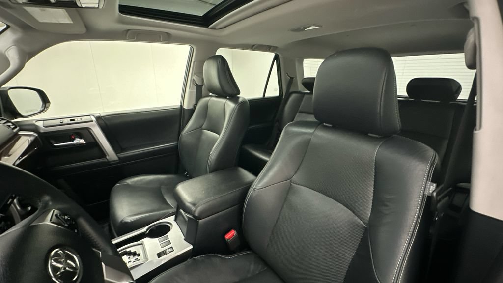 Certified 2022 Toyota 4Runner Limited AWD/4WD image 9