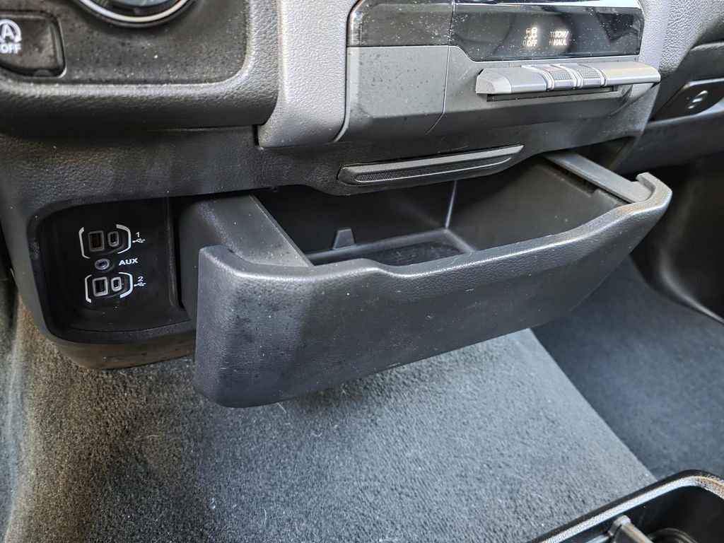 Used 2023 RAM 1500 Big Horn image 19