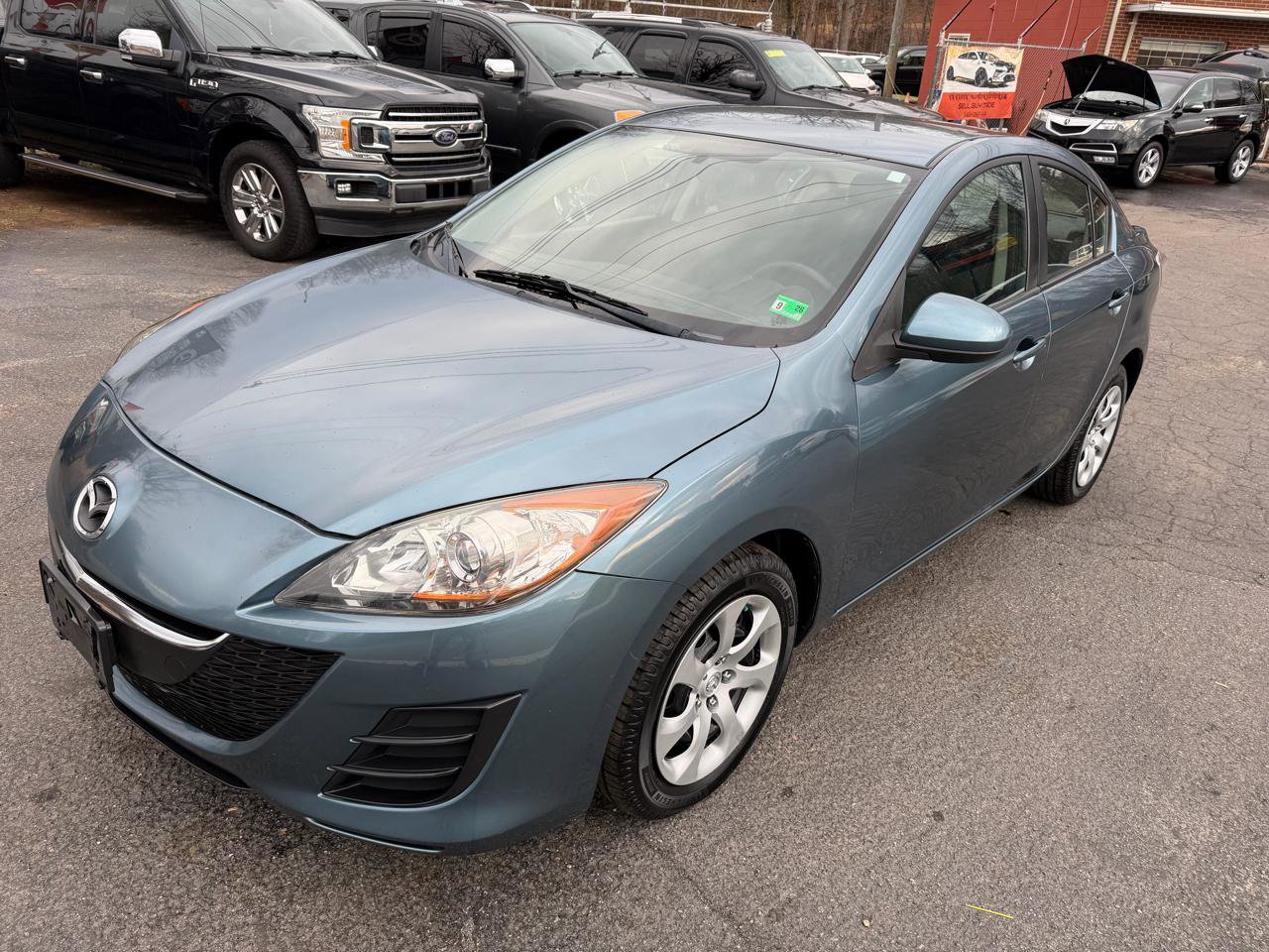Used 2010 MAZDA MAZDA3 i Sport FWD image 3