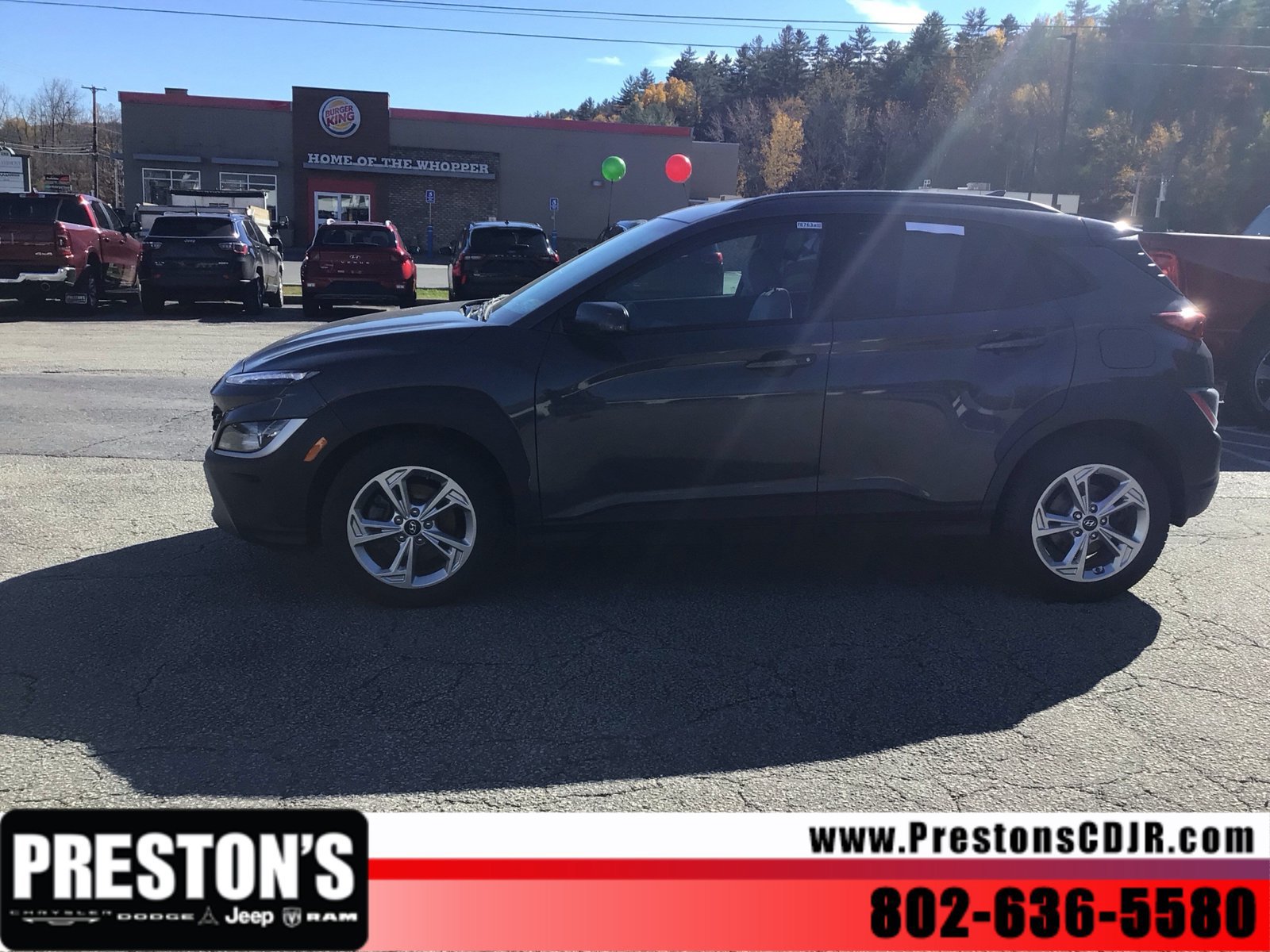 Used 2023 Hyundai Kona SEL AWD/4WD image 2