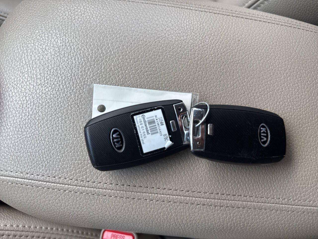 Used 2014 Kia Sorento EX w/ EX V6 Touring Package AWD/4WD image 9